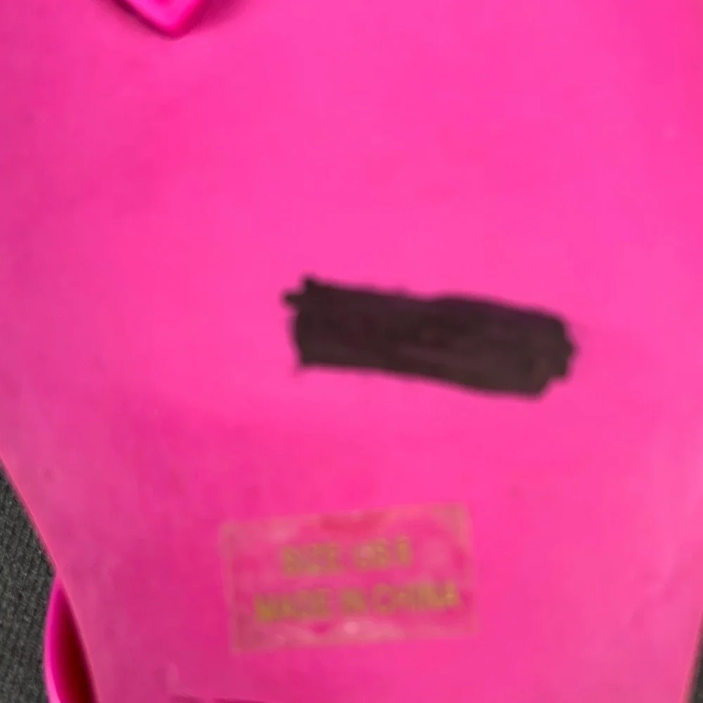 Diane von Furstenberg Hot Pink Love Knot Leather Jelly Thong Flip Flop Sandals 6